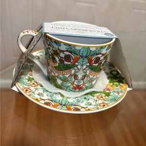 Leonardo Collection Strawberry Thief Cup & Saucer Leonardo Collection w/ Band